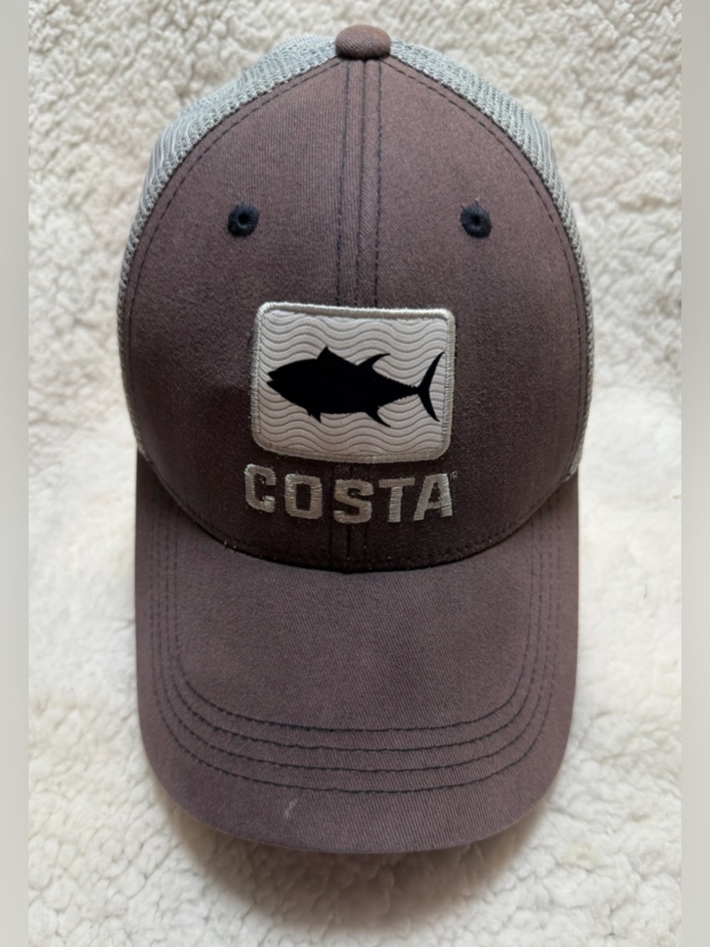Costa Del Mar Tuna Waves Trucker Snapback Mesh Hat, Gray Blue & White Fishing